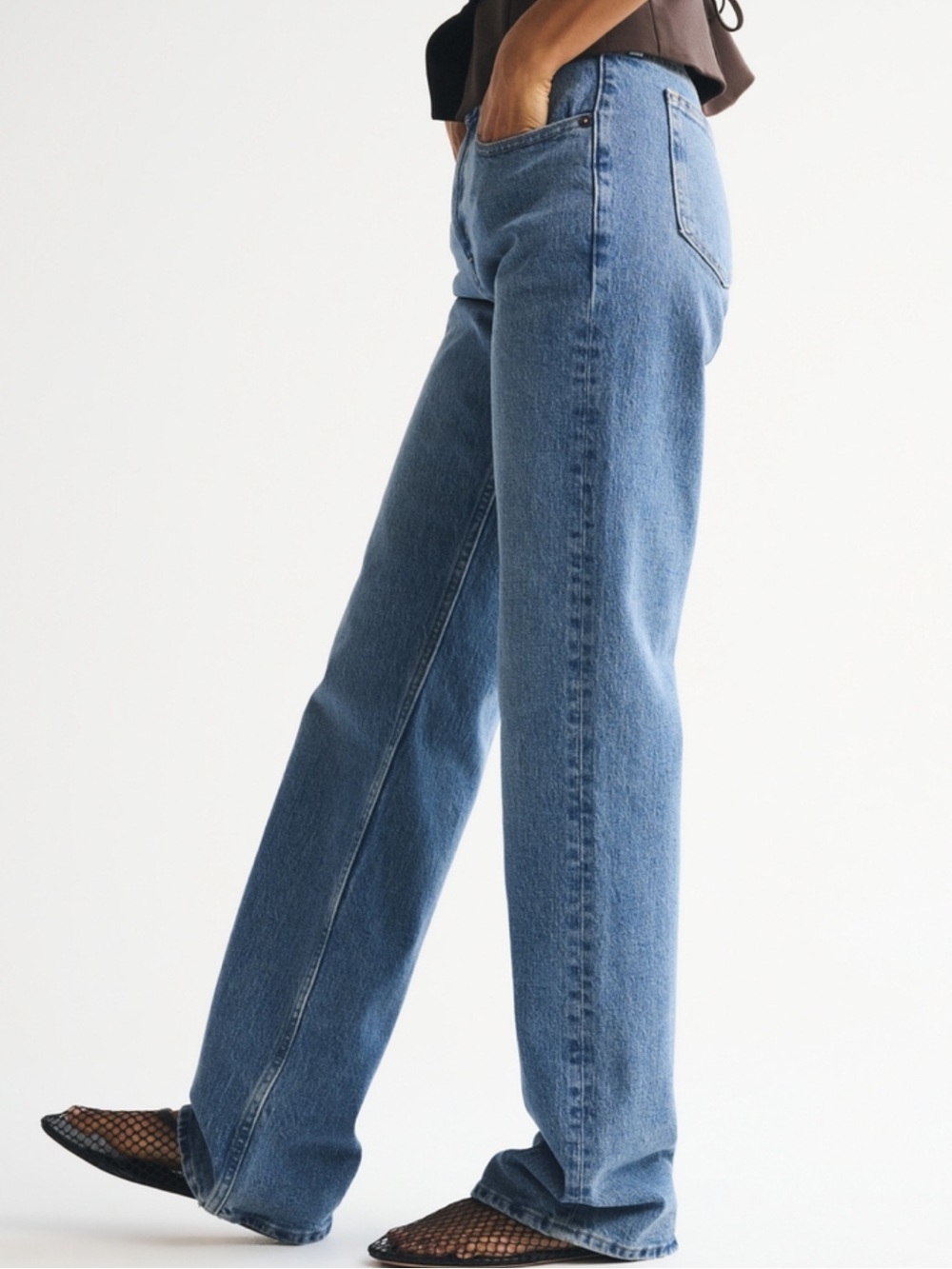 Abercrombie & Fitch High Rise 90s Relaxed Jean - Picture 3 of 8
